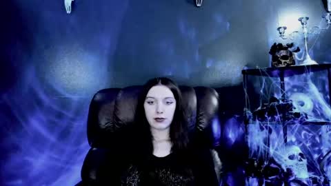 toxicdomme online show from May 6, 2026, 6:35 pm