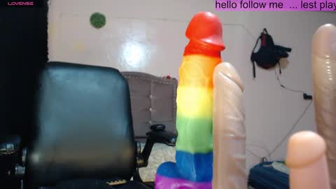 toxca69 online show from February 7, 2025, 4:59 am