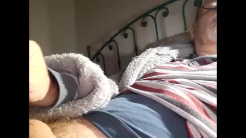 tra649167 online show from October 26, 2025, 6:58 pm