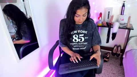 Snapshot of tracy_lambo chatting on October 19, 2025, 3:51 am tracy online show from October 19, 2025, 3:51 am