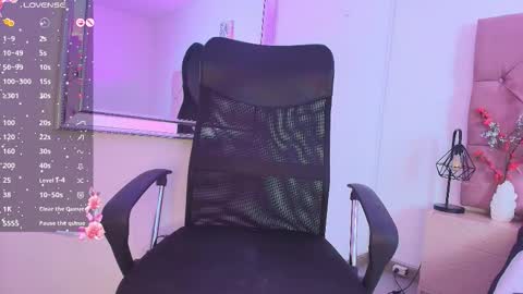 Snapshot of tracy_lambo chatting on March 10, 2026, 2:27 am tracy online show from March 10, 2026, 2:27 am