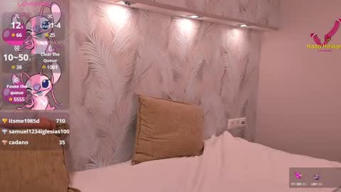 Snapshot of tracy_tay1or chatting on December 5, 2024, 10:55 am Tracy GMT2 Mon 3 AM - 4 PM Tue 3 AM - 4 PM Wed 3 AM - 4 PM Thur 3 AM - 4 PM Fri 3 AM - 4 PM online show from December 5, 2024, 10:55 am