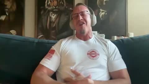 tracylane69 online show from November 9, 2025, 2:26 pm