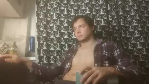 Snapshot of tradewm chatting on November 6, 2025, 10:43 pm Trade4Life online show from November 6, 2025, 10:43 pm