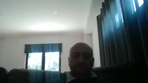 tradiedan2023 online show from December 18, 2025, 3:23 am