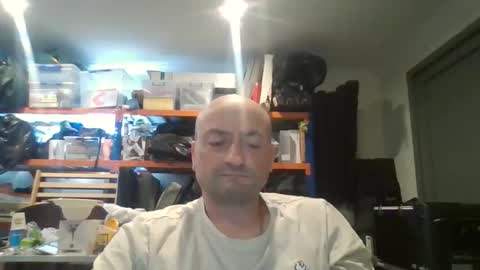 tradiedan2023 online show from January 6, 2026, 11:29 pm