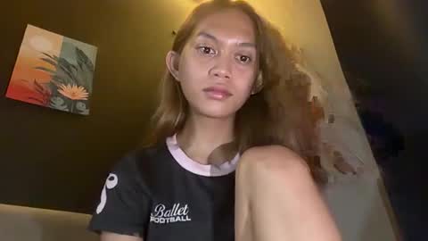 Kate SINGLE online show from June 8, 2026, 1:55 pm