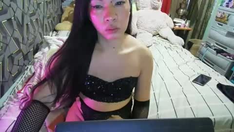 Snapshot of trannybigcockasianxxx chatting on May 10, 2026, 9:25 am Valletta online show from May 10, 2026, 9:25 am