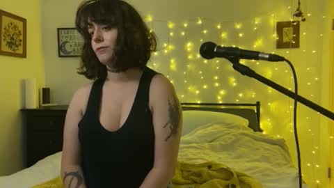 Snapshot of transcumchalice chatting on November 11, 2025, 4:23 am Mercy online show from November 11, 2025, 4:23 am