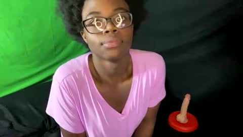 TransDomme Omi online show from March 26, 2026, 1:44 am