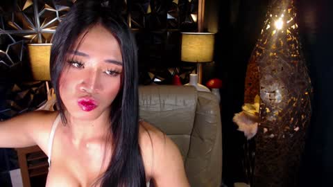 ROSY TAN  BE MY KING DONT FORGET TO FOLLOW AND THUMBS UP ME online show from January 9, 2025, 2:11 am