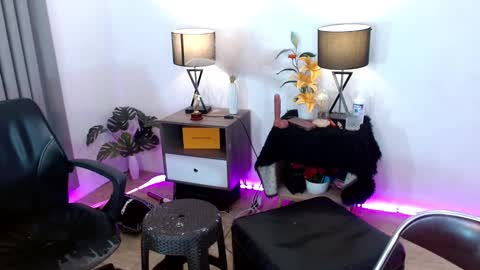 Snapshot of transgoddessselena chatting on January 5, 2025, 3:13 pm Selena the real cummer online show from January 5, 2025, 3:13 pm