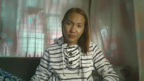 Snapshot of transhottie28 chatting on January 29, 2025, 4:58 am transhottie28 online show from January 29, 2025, 4:58 am