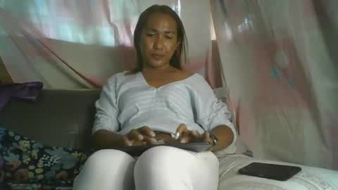 Snapshot of transhottie28 chatting on February 1, 2025, 2:37 am transhottie28 online show from February 1, 2025, 2:37 am