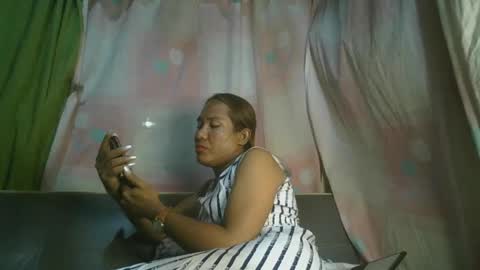 Snapshot of transhottie28 chatting on February 2, 2025, 10:46 am transhottie28 online show from February 2, 2025, 10:46 am