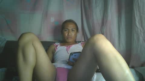 Snapshot of transhottie28 chatting on February 2, 2025, 3:39 pm transhottie28 online show from February 2, 2025, 3:39 pm