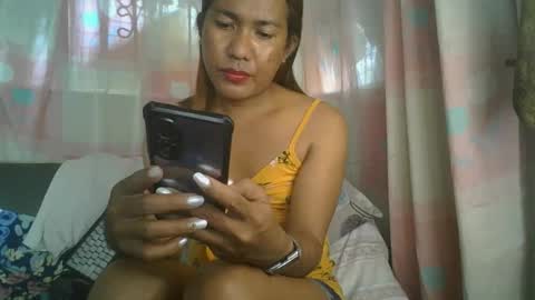 Snapshot of transhottie28 chatting on February 11, 2025, 2:25 am transhottie28 online show from February 11, 2025, 2:25 am