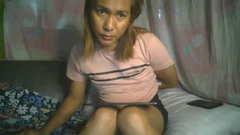 Snapshot of transhottie28 chatting on February 17, 2025, 10:14 pm transhottie28 online show from February 17, 2025, 10:14 pm