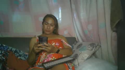 Snapshot of transhottie28 chatting on February 22, 2025, 9:34 am transhottie28 online show from February 22, 2025, 9:34 am