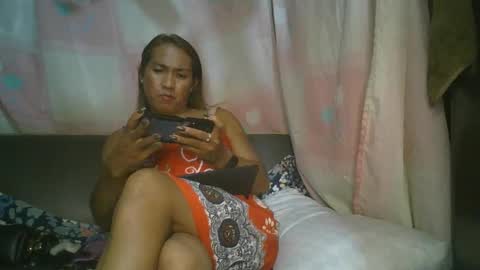 Snapshot of transhottie28 chatting on February 22, 2025, 12:40 pm transhottie28 online show from February 22, 2025, 12:40 pm