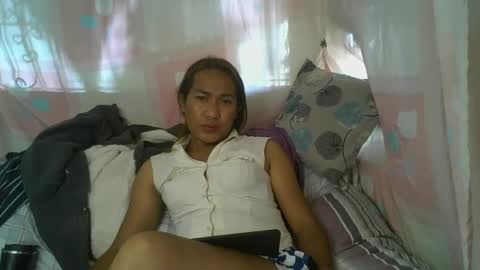 Snapshot of transhottie28 chatting on February 28, 2025, 2:42 am transhottie28 online show from February 28, 2025, 2:42 am