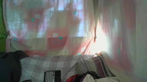 Snapshot of transhottie28 chatting on March 2, 2025, 12:31 am transhottie28 online show from March 2, 2025, 12:31 am