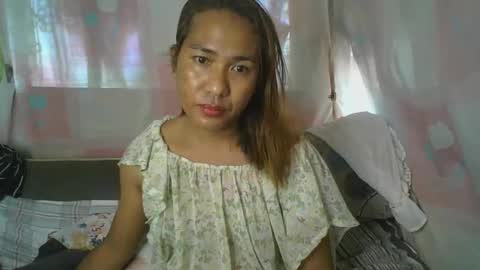 Snapshot of transhottie28 chatting on March 9, 2025, 8:18 am transhottie28 online show from March 9, 2025, 8:18 am