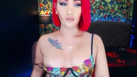 KYLIE BELLA  TS online show from December 1, 2024, 10:10 pm