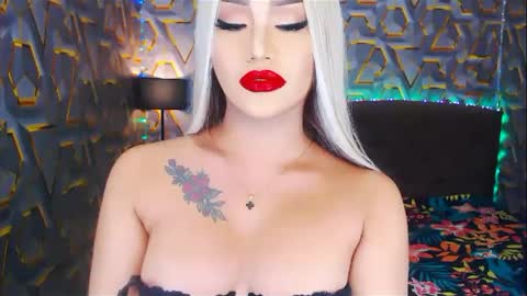 KYLIE BELLA  TS online show from January 4, 2025, 11:27 pm