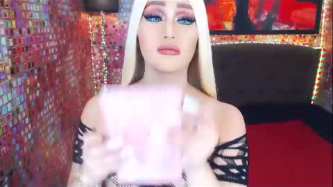 KYLIE BELLA  TS online show from February 25, 2025, 11:00 pm