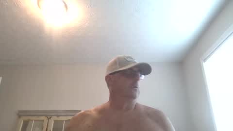 Snapshot of travelingman53 chatting on September 23, 2025, 8:01 pm Travelingman53 online show from September 23, 2025, 8:01 pm