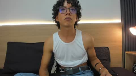 Snapshot of travis_black_ chatting on July 2, 2026, 8:37 pm travis_black_ online show from July 2, 2026, 8:37 pm