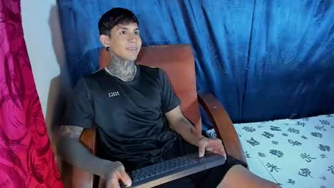 TRAV - INDEPENDENT MODEL online show from February 17, 2025, 9:08 pm