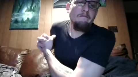 Snapshot of trazzle13 chatting on April 4, 2026, 10:57 am trazzle13 online show from April 4, 2026, 10:57 am