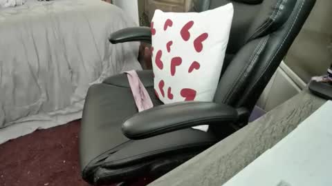 treasureofxtac online show from February 12, 2026, 8:04 pm