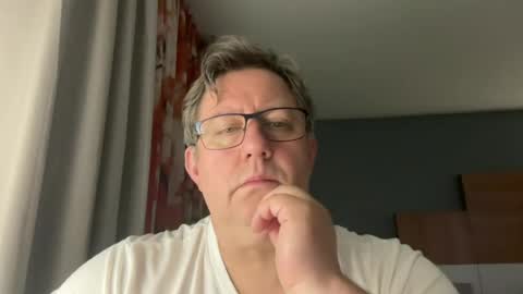 Snapshot of treborinthesky chatting on June 24, 2026, 5:17 am treborinthesky online show from June 24, 2026, 5:17 am
