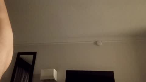 treedude303720 online show from September 21, 2025, 10:28 am