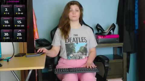 TreeJeanne online show from October 23, 2025, 5:44 pm