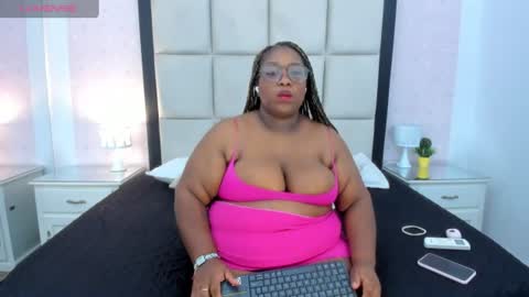 Treisy Vixen big ass online show from July 2, 2026, 3:17 am