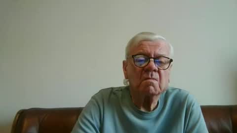 Snapshot of trekbeestje1 chatting on December 18, 2025, 9:04 am trekbeestje online show from December 18, 2025, 9:04 am