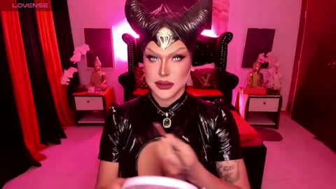 Jade online show from December 4, 2024, 4:21 am