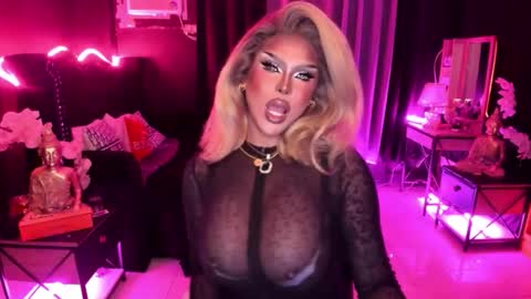 Jade online show from October 15, 2025, 1:06 am