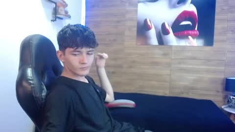 Snapshot of trevor_mob chatting on April 25, 2026, 6:49 pm trevor_mob online show from April 25, 2026, 6:49 pm