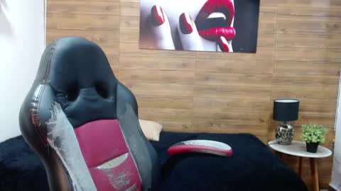 Snapshot of trevor_mob chatting on May 1, 2026, 7:18 pm trevor_mob online show from May 1, 2026, 7:18 pm