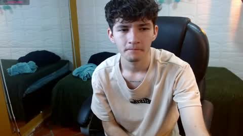 Snapshot of trevor_mob chatting on May 15, 2026, 4:36 pm trevor_mob online show from May 15, 2026, 4:36 pm