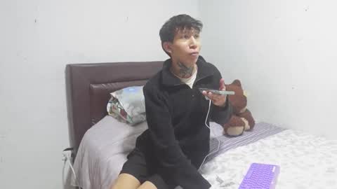 Snapshot of trevordonson_cum chatting on March 21, 2026, 3:44 am trevord online show from March 21, 2026, 3:44 am