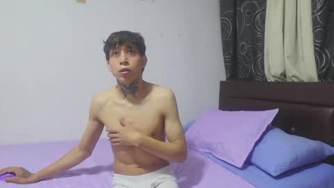 Snapshot of trevordonson_cum chatting on April 2, 2026, 2:42 am trevord online show from April 2, 2026, 2:42 am