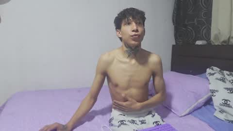 Snapshot of trevordonson_cum chatting on April 7, 2026, 6:03 am trevord online show from April 7, 2026, 6:03 am