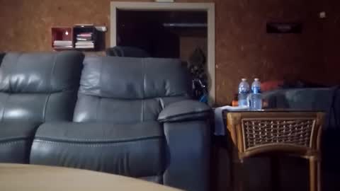 trex23rd online show from December 18, 2025, 5:02 am