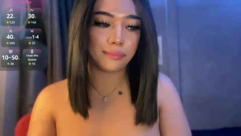 trexie_fucks15 online show from June 17, 2026, 9:05 pm